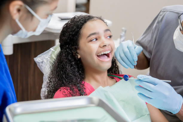 Best Emergency Treatment for Dental Infections or Abscesses in Delft Colony, CA
