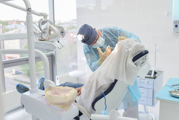 Best Emergency Treatment for Dental Infections or Abscesses in Delft Colony, CA